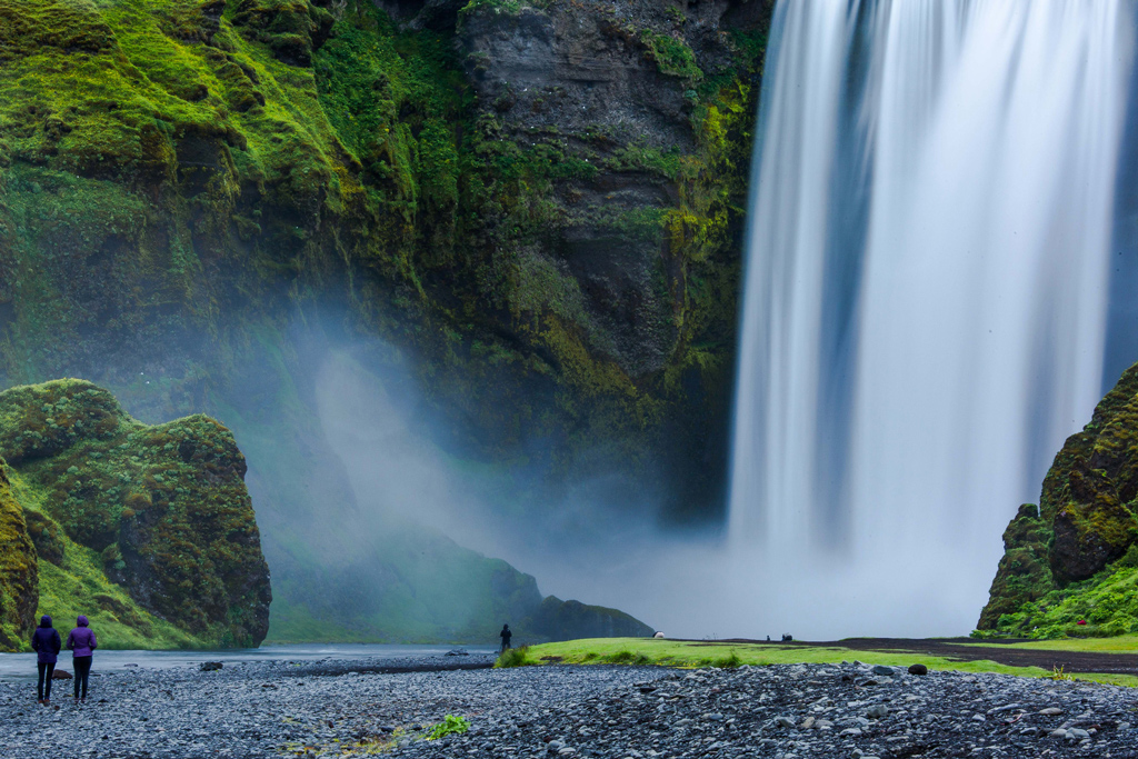 Iceland waterfall. Cascada Islandia
